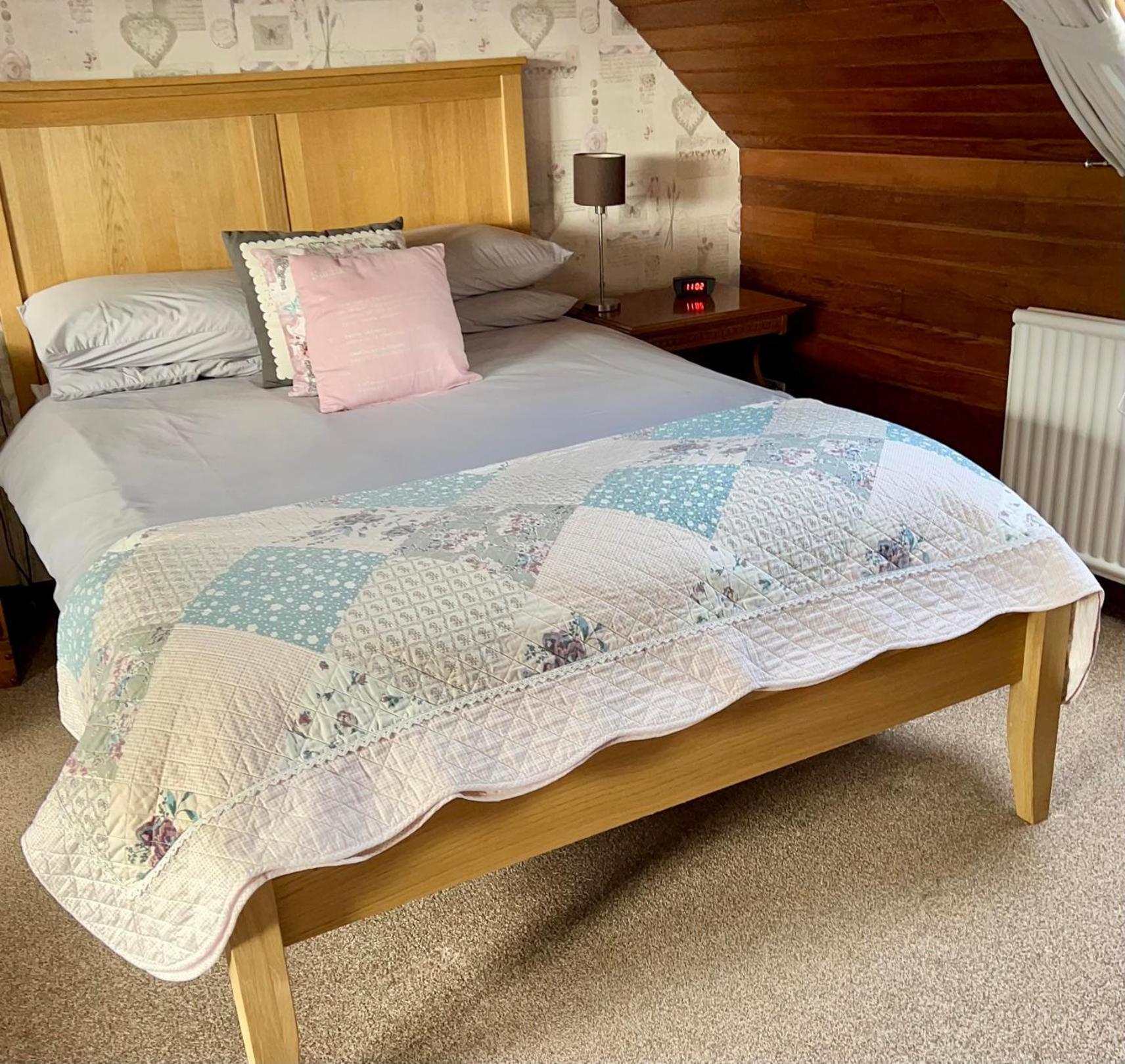 Dunroamin Bed And Breakfast Aviemore Bagian luar foto