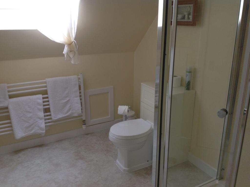 Dunroamin Bed And Breakfast Aviemore Bagian luar foto