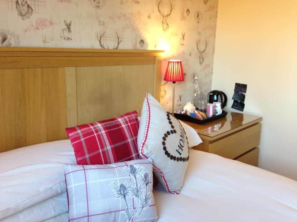 Dunroamin Bed And Breakfast Aviemore Bagian luar foto
